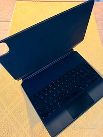 I pad magic keybord x ipad pro12,9