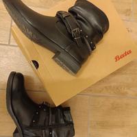 stivaletti da donna bata