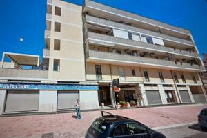 Garage via Appia 238