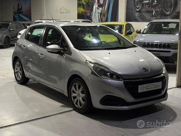 Peugeot 208 BlueHDi 75 5 porte Allure