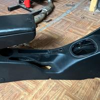 Tunnel e bracciolo 147