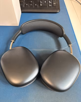 Apple Ear Max Pro - pari al nuovo