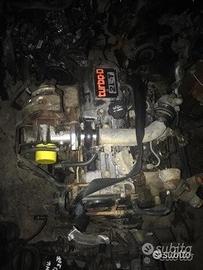 Motore toyota land cruiser 2LT