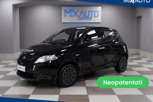 Lancia Ypsilon 1.0 Firefly Hybrid Silver 70CV 5 Po