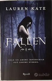 Libro "FALLEN" di Lauren Kate