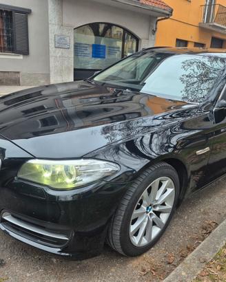Bmw 520 520d xDrive Luxury