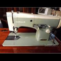 Macchina da cucire con mobiletto