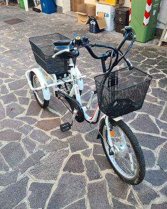triciclo a pedalata assistita