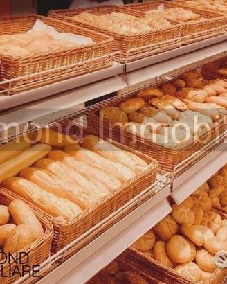 ATTIVITà COMMERCIALE PANIFICIO SALUMERIA A MASCALI