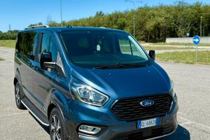 Ford 8 posti