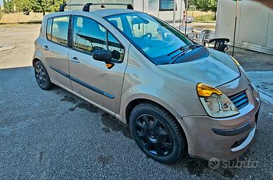 Renault Modus 1.5 dCi 75CV Wave
