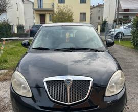 Lancia ypsilon 2011 benzina 103.000