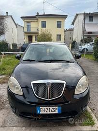 Lancia ypsilon 2011 benzina 103.000