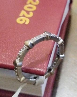 Anello in argento e zirconi con cuori