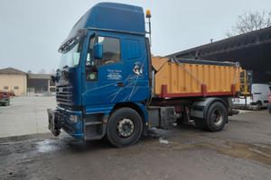 Macchina operatrice 440e47