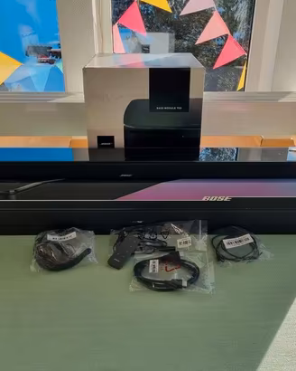 Bose Smart Ultra Soundbar + Bass Module 700
