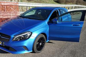 MERCEDES A180 RESTYLING AUTOMATICA FULL LED SPORT