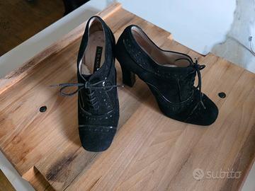 Scarpa nera stringata Albano