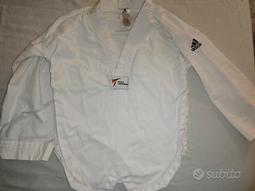 Dobok Taekwondo