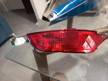 fendinebbia post sinistro Ford Fiesta mk6