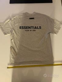 Maglia fear of god Essentials