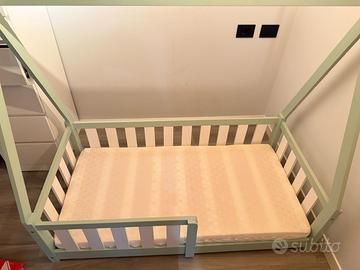 Lettino montessori per bambini