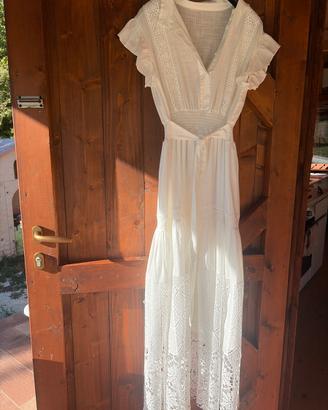 Vestito bianco di lino