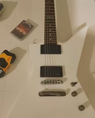 ESP LTD EX-360 Explorer VALUTO SCAMBI