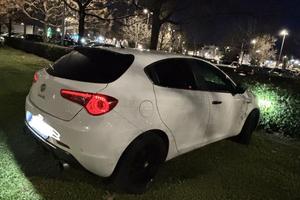 Alfa Romeo Giulietta 1.6 JTDm 105 CV