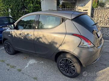 Lancia Y eco chic gold benzina metano 04/2019
