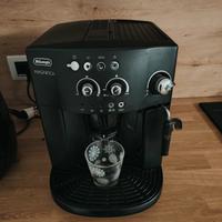 macchina caffè automatica 