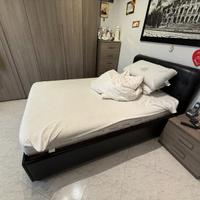 Letto una piazza e mezzo con rete elettrica