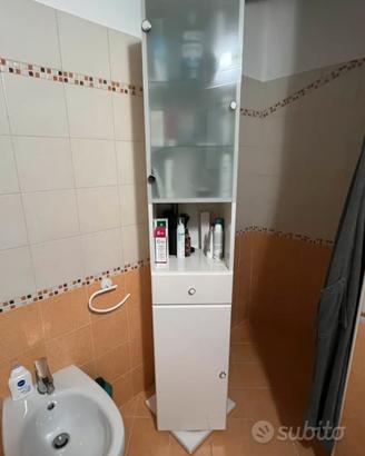 Colonna bagno girevole con specchio