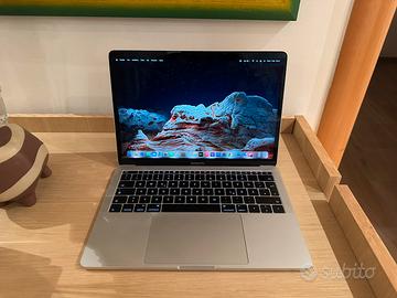 MacBook Pro 2016 256GB SSD Apple Fattura Garanzia