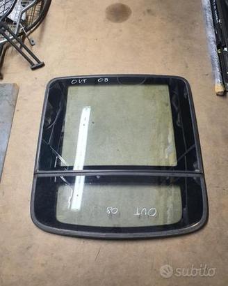 Vetri tetto subaru outback 2.5 my04/09