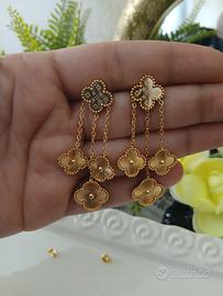 orecchini in acciaio colore d'oro 