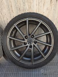 cerchi in lega Brock B37 da 18 con gomme invernali