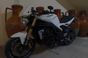 Triumph Speed Triple 1050 - 2005