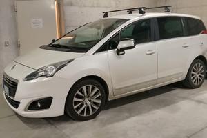 PEUGEOT 5008 2.0 HDi 163CV Automatica  7 Posti