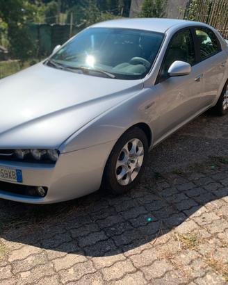 Alfa Romeo 159
