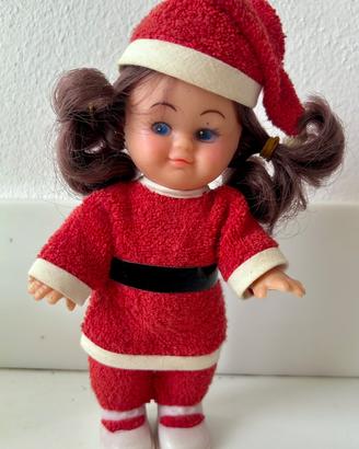 Bambola natalizia vintage con outfit rosso