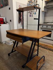 Scrivania in legno di olmo