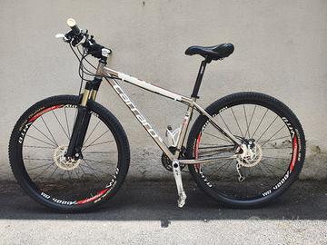 MTB 29" in titanio CARRARO NOVEKILI 