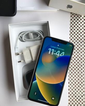 Apple iPhone X - 256GB - Argento (Perfetto)