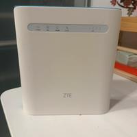 Modem Router 4G ZTE MF286R