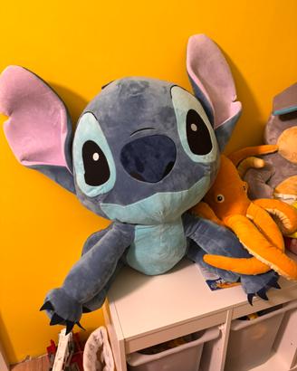 Stitch gigante