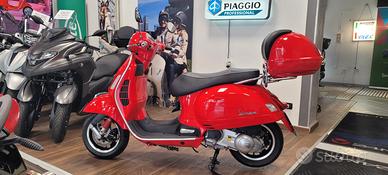 Vespa GTS 300 Super