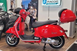Vespa GTS 300 Super