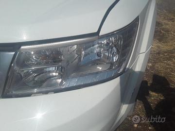 FARO ANTERIORE SINISTRO FIAT Freemont 1° Serie 39