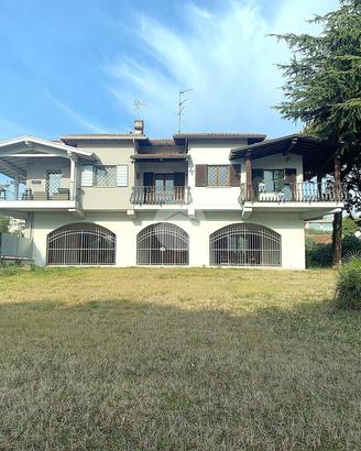 PORZIONE DI TRIFAMILIARE A PADENGHE SUL GARDA